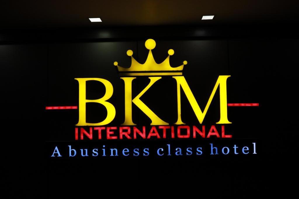 Hotel Bkm International Tellicherry Bagian luar foto